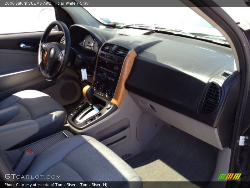 Polar White / Gray 2006 Saturn VUE V6 AWD