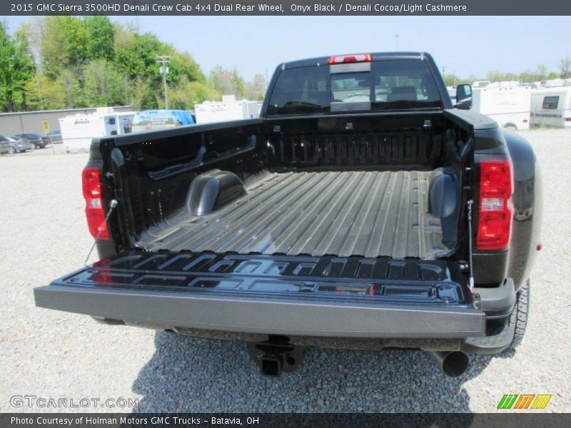  2015 Sierra 3500HD Denali Crew Cab 4x4 Dual Rear Wheel Trunk