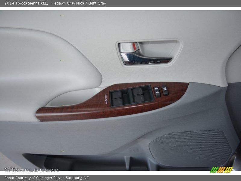 Predawn Gray Mica / Light Gray 2014 Toyota Sienna XLE