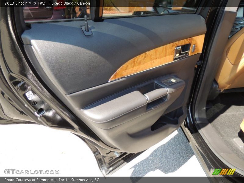 Tuxedo Black / Canyon 2013 Lincoln MKX FWD