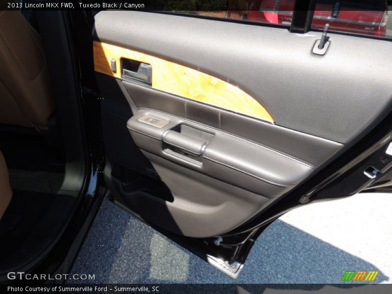 Tuxedo Black / Canyon 2013 Lincoln MKX FWD