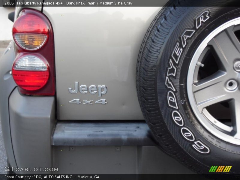 Dark Khaki Pearl / Medium Slate Gray 2005 Jeep Liberty Renegade 4x4