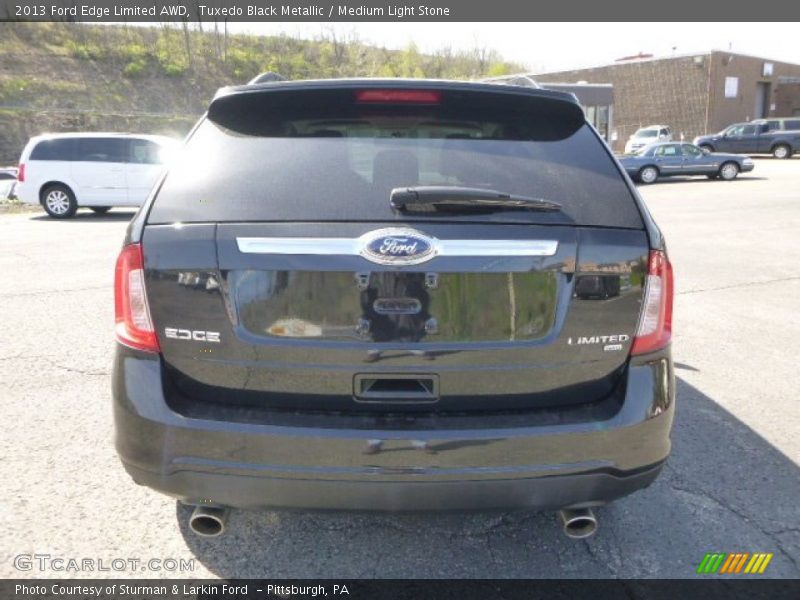 Tuxedo Black Metallic / Medium Light Stone 2013 Ford Edge Limited AWD