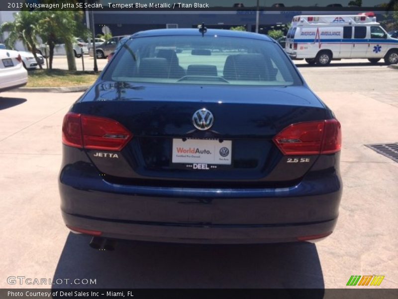 Tempest Blue Metallic / Titan Black 2013 Volkswagen Jetta SE Sedan
