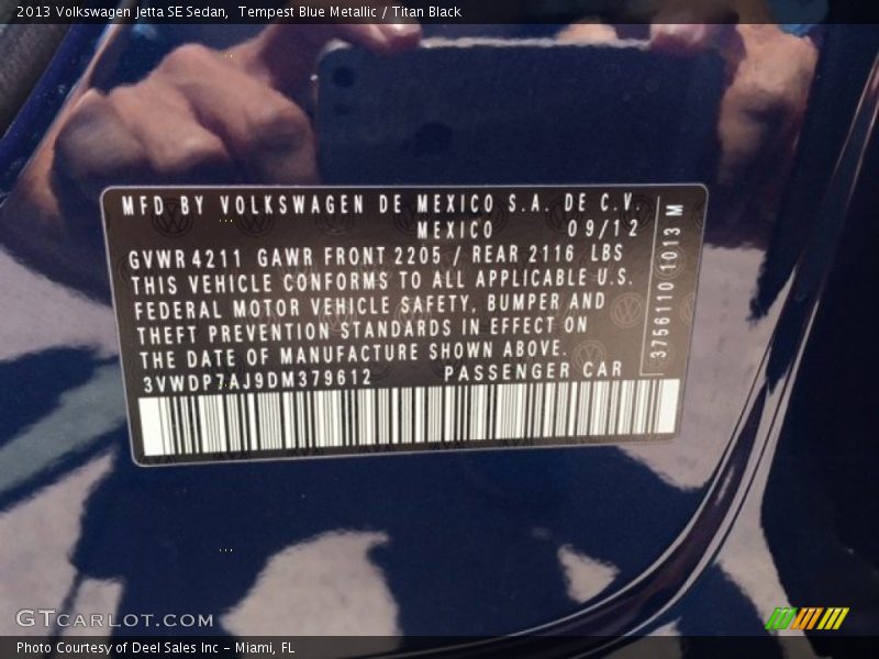 Tempest Blue Metallic / Titan Black 2013 Volkswagen Jetta SE Sedan