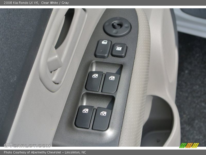 Clear White / Gray 2008 Kia Rondo LX V6