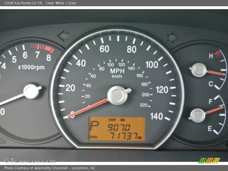 Clear White / Gray 2008 Kia Rondo LX V6
