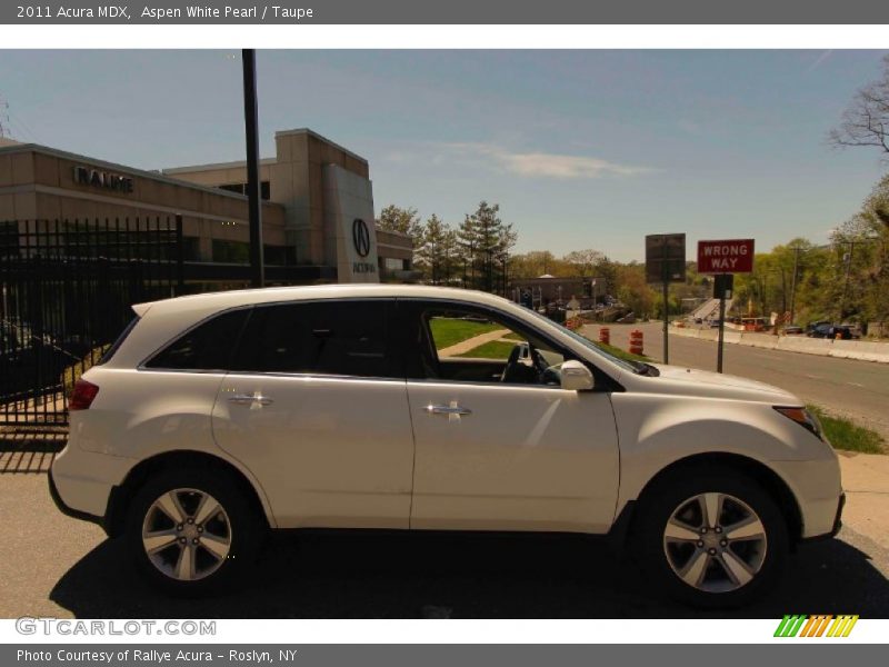 Aspen White Pearl / Taupe 2011 Acura MDX