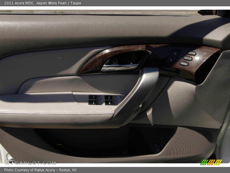 Aspen White Pearl / Taupe 2011 Acura MDX