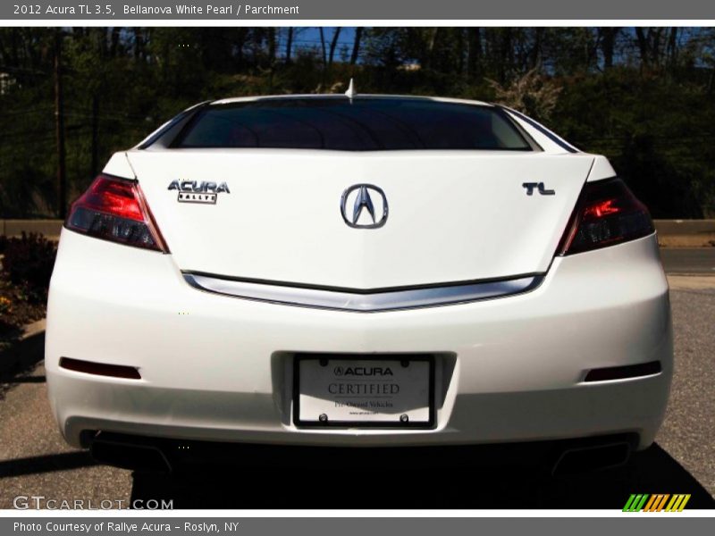 Bellanova White Pearl / Parchment 2012 Acura TL 3.5