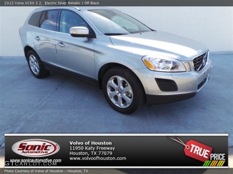 Electric Silver Metallic / Off Black 2013 Volvo XC60 3.2