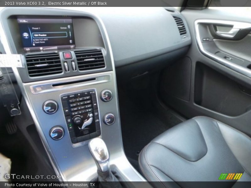 Electric Silver Metallic / Off Black 2013 Volvo XC60 3.2