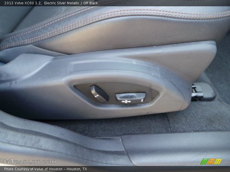 Electric Silver Metallic / Off Black 2013 Volvo XC60 3.2