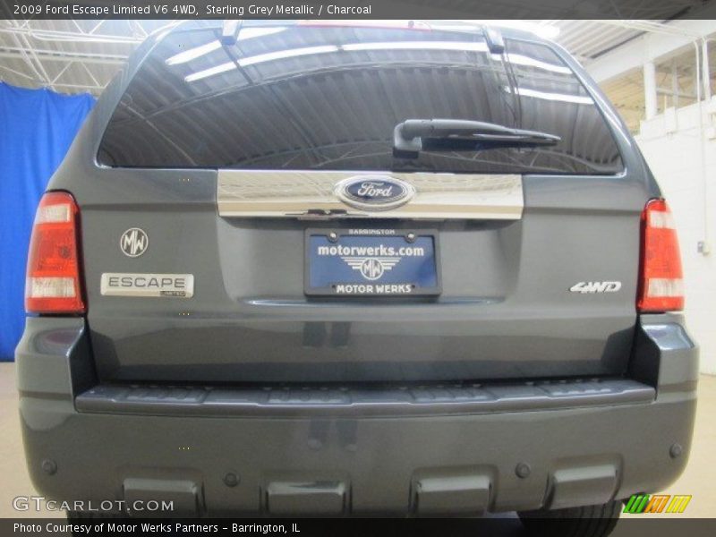 Sterling Grey Metallic / Charcoal 2009 Ford Escape Limited V6 4WD