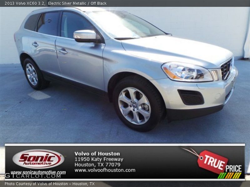 Electric Silver Metallic / Off Black 2013 Volvo XC60 3.2