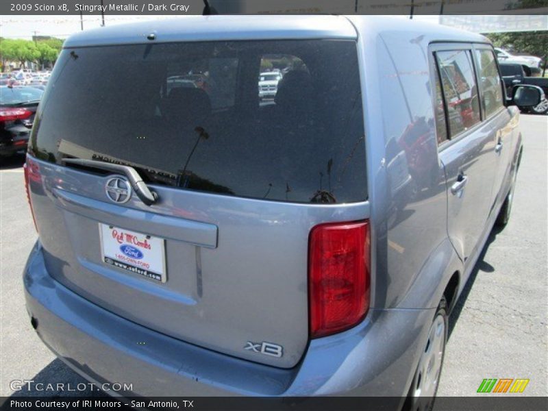 Stingray Metallic / Dark Gray 2009 Scion xB