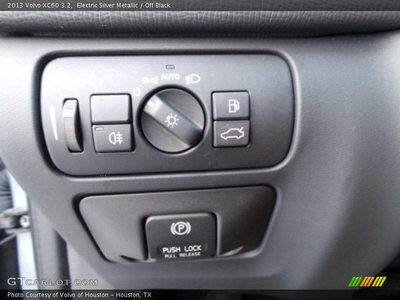 Electric Silver Metallic / Off Black 2013 Volvo XC60 3.2