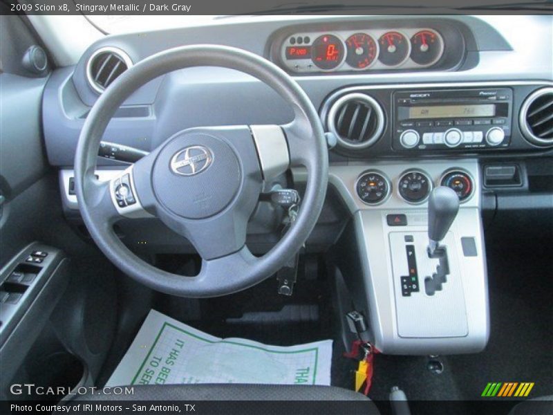 Stingray Metallic / Dark Gray 2009 Scion xB