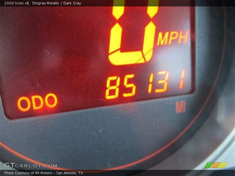 Stingray Metallic / Dark Gray 2009 Scion xB