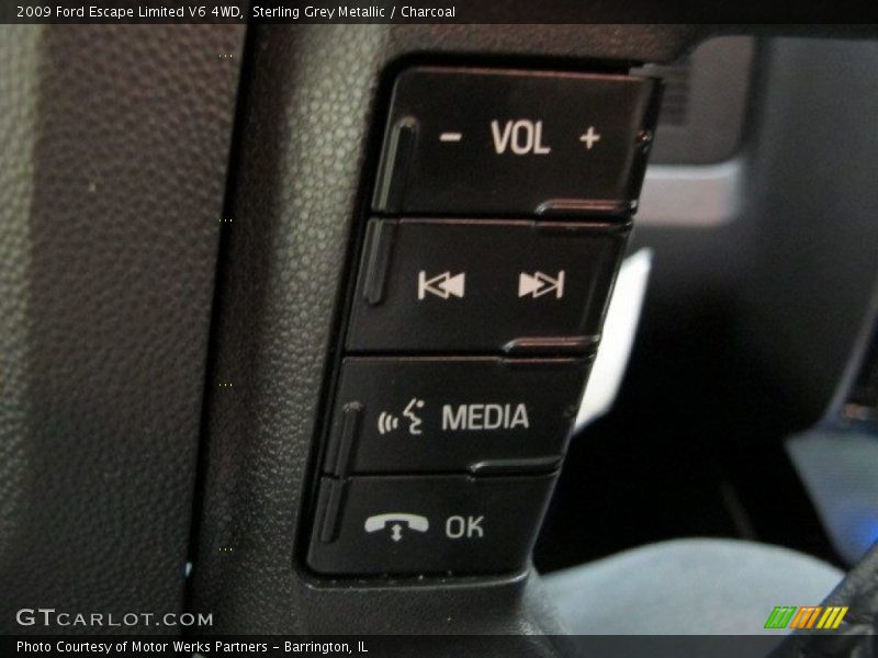 Sterling Grey Metallic / Charcoal 2009 Ford Escape Limited V6 4WD