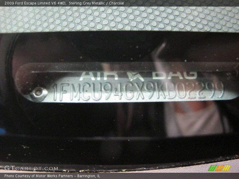 Sterling Grey Metallic / Charcoal 2009 Ford Escape Limited V6 4WD