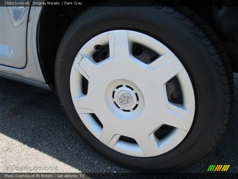 Stingray Metallic / Dark Gray 2009 Scion xB