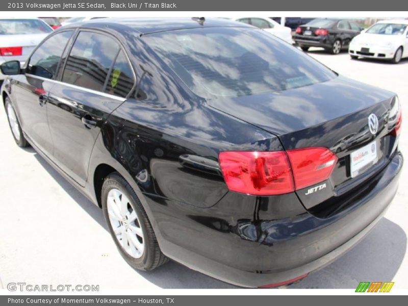 Black Uni / Titan Black 2013 Volkswagen Jetta SE Sedan