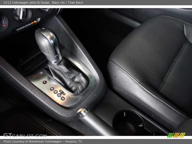 Black Uni / Titan Black 2013 Volkswagen Jetta SE Sedan