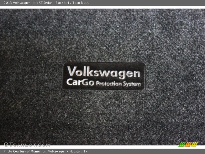 Black Uni / Titan Black 2013 Volkswagen Jetta SE Sedan