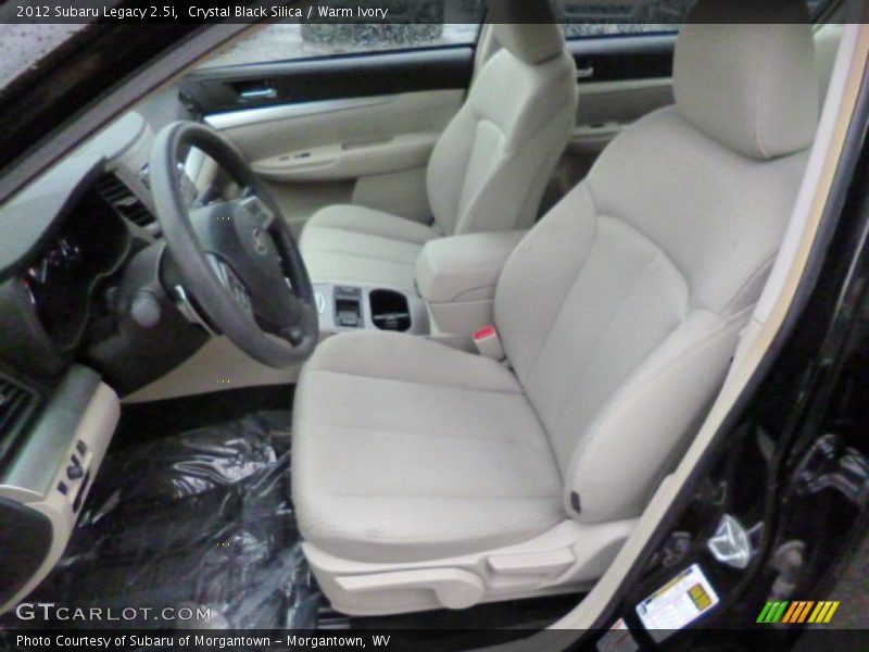 Crystal Black Silica / Warm Ivory 2012 Subaru Legacy 2.5i
