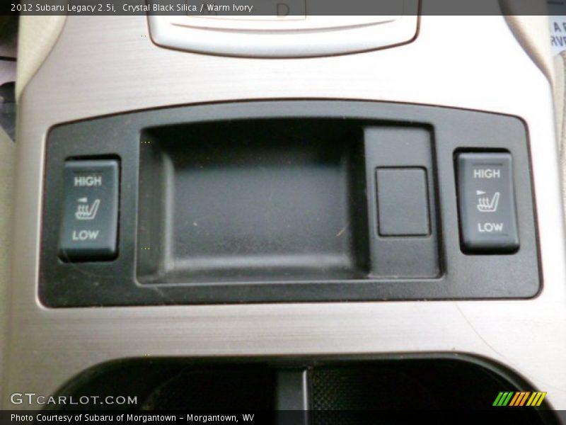 Crystal Black Silica / Warm Ivory 2012 Subaru Legacy 2.5i