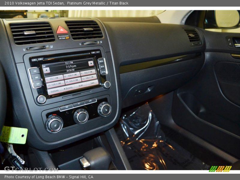 Platinum Grey Metallic / Titan Black 2010 Volkswagen Jetta TDI Sedan