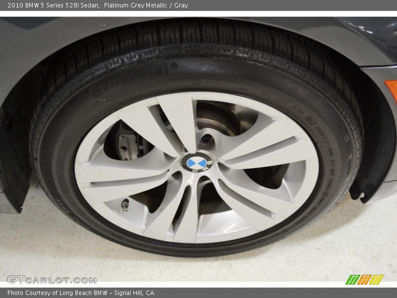Platinum Grey Metallic / Gray 2010 BMW 5 Series 528i Sedan