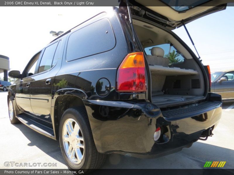 Black Onyx / Light Gray 2006 GMC Envoy XL Denali
