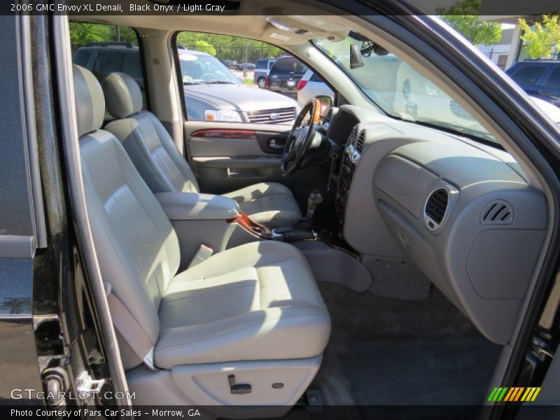 Black Onyx / Light Gray 2006 GMC Envoy XL Denali