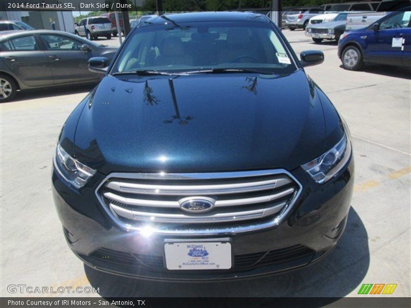 Dark Side / Dune 2014 Ford Taurus SEL