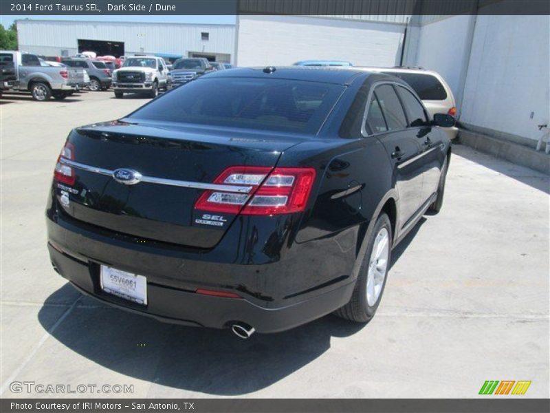 Dark Side / Dune 2014 Ford Taurus SEL