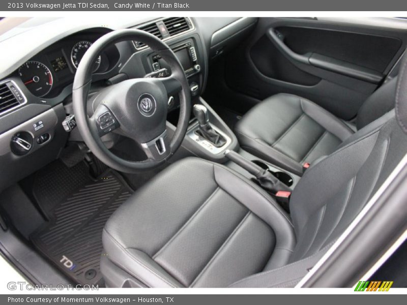 Candy White / Titan Black 2013 Volkswagen Jetta TDI Sedan