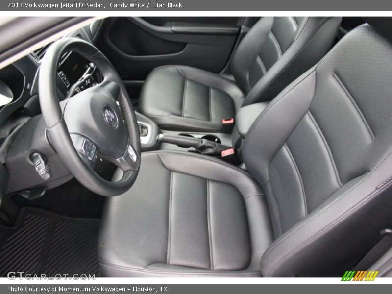 Candy White / Titan Black 2013 Volkswagen Jetta TDI Sedan