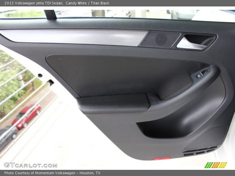 Candy White / Titan Black 2013 Volkswagen Jetta TDI Sedan