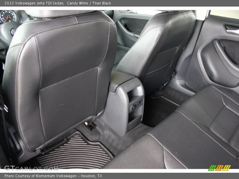 Candy White / Titan Black 2013 Volkswagen Jetta TDI Sedan