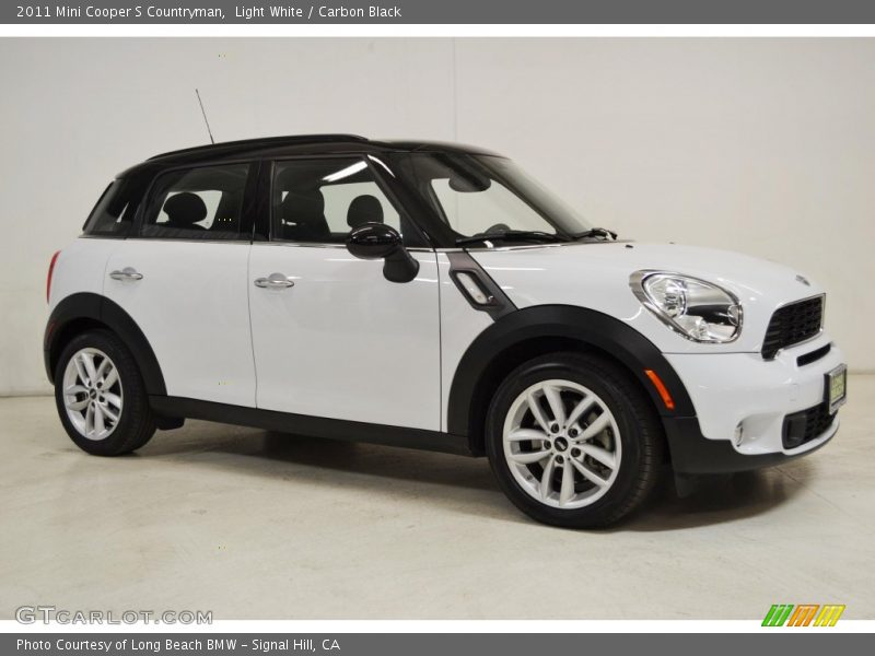 Light White / Carbon Black 2011 Mini Cooper S Countryman