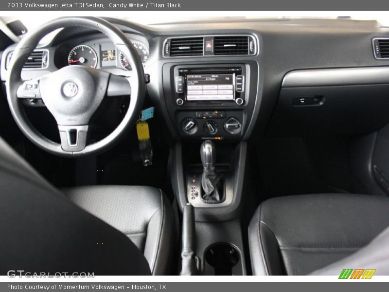 Candy White / Titan Black 2013 Volkswagen Jetta TDI Sedan
