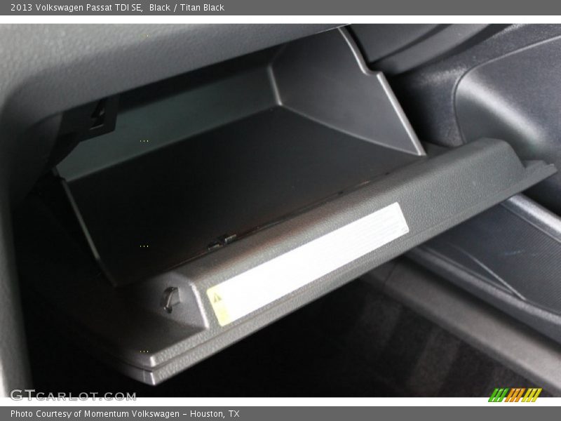 Black / Titan Black 2013 Volkswagen Passat TDI SE