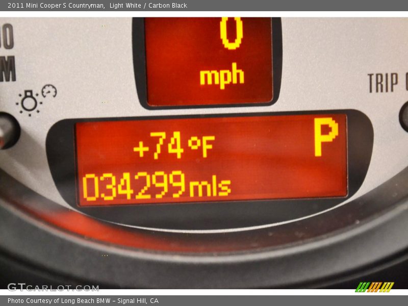 Light White / Carbon Black 2011 Mini Cooper S Countryman