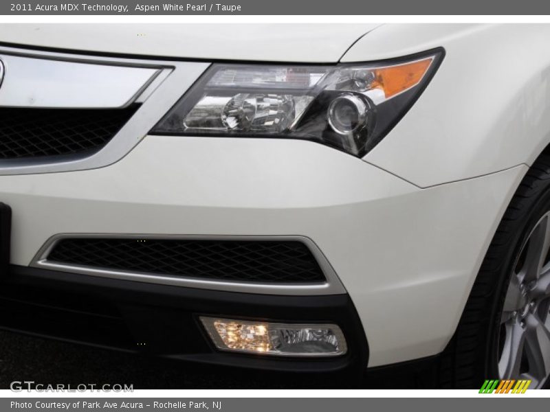 Aspen White Pearl / Taupe 2011 Acura MDX Technology