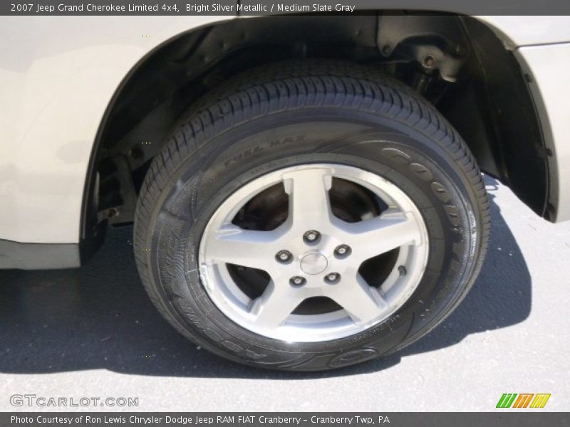 Bright Silver Metallic / Medium Slate Gray 2007 Jeep Grand Cherokee Limited 4x4