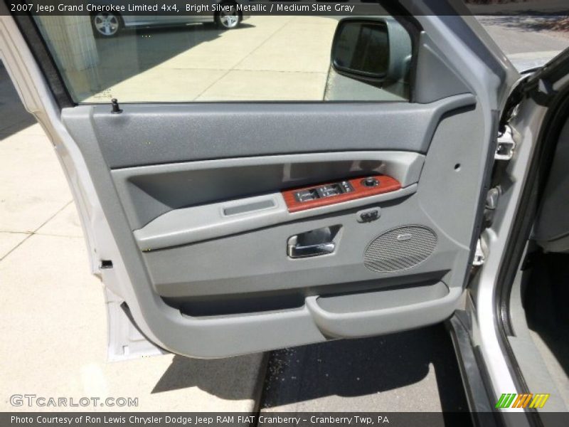 Bright Silver Metallic / Medium Slate Gray 2007 Jeep Grand Cherokee Limited 4x4