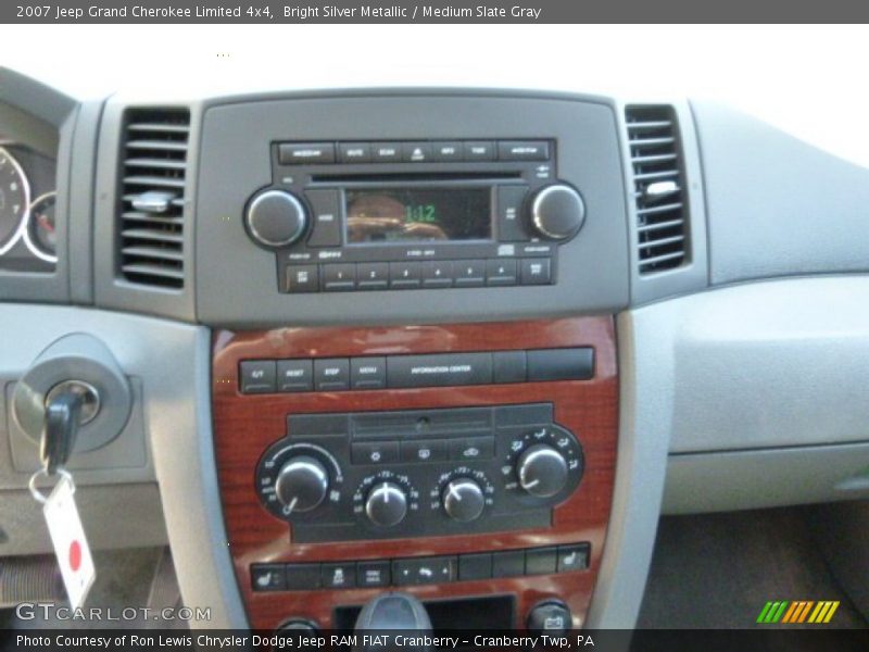 Bright Silver Metallic / Medium Slate Gray 2007 Jeep Grand Cherokee Limited 4x4