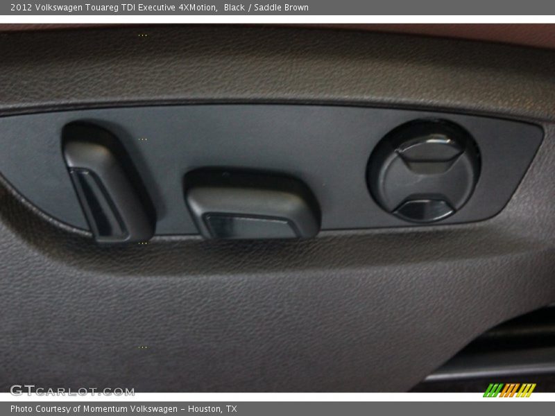 Black / Saddle Brown 2012 Volkswagen Touareg TDI Executive 4XMotion